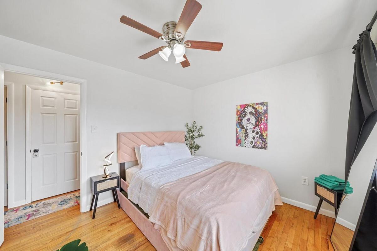 Comfort, Fun, & Charming - 5br Oasis With Pool *