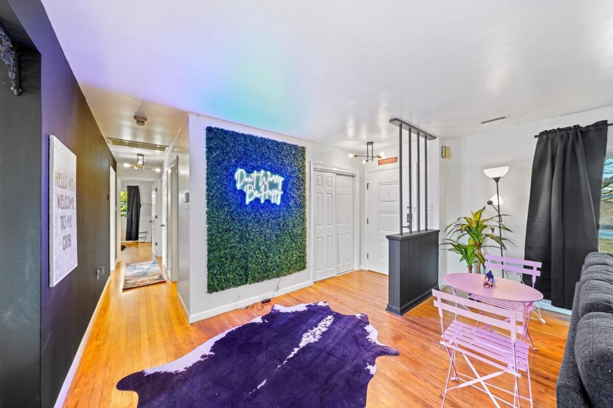 Apartment Comfort, Fun, & Charming - 5br Oasis With Pool *